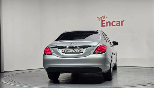 Mercedes C Class W205