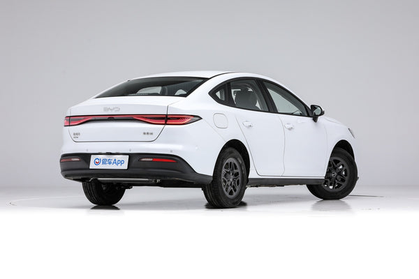 BYD SEAL 05