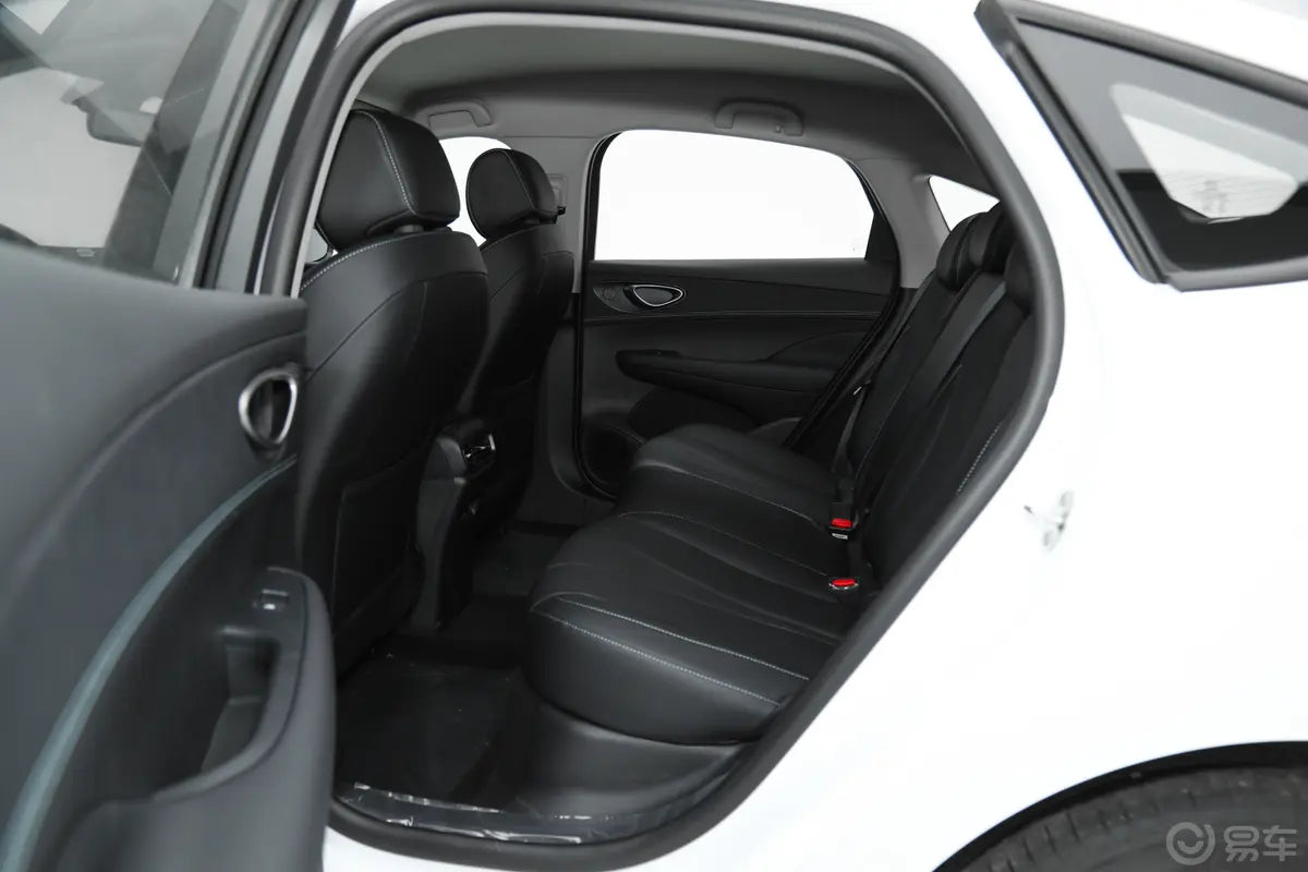 BYD SEAL 05