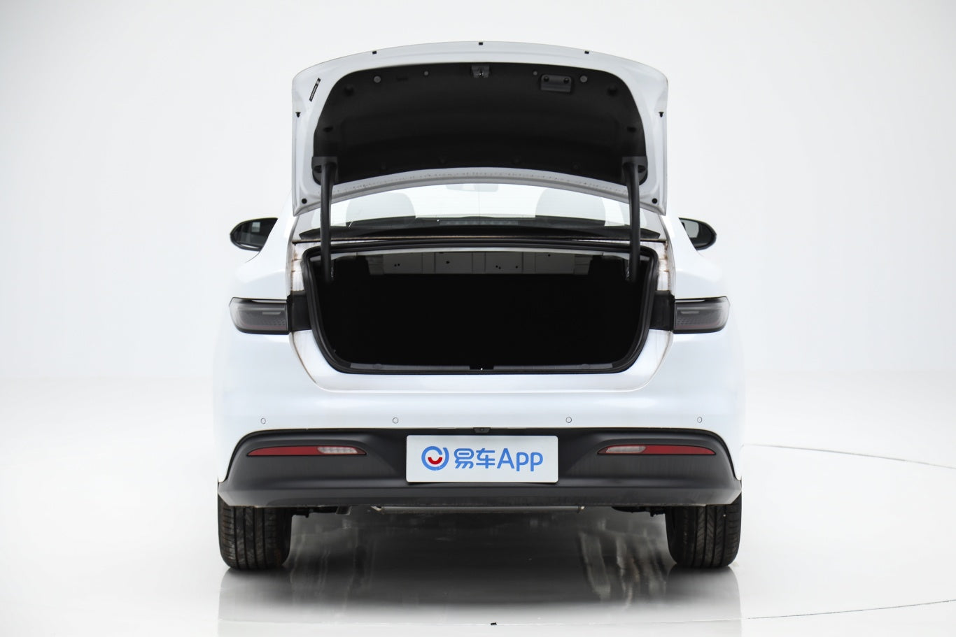 BYD SEAL 05