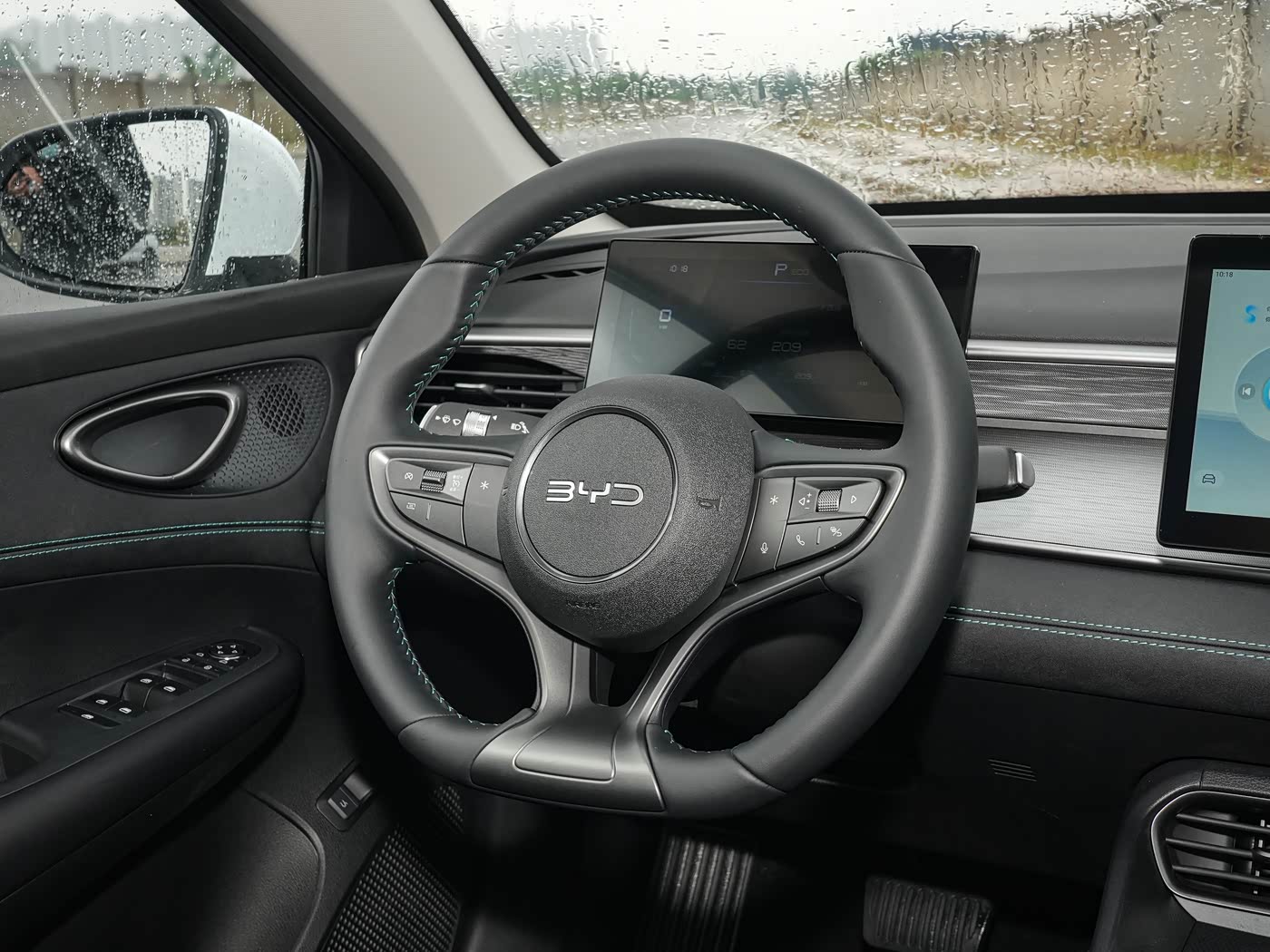 BYD SEAL 05