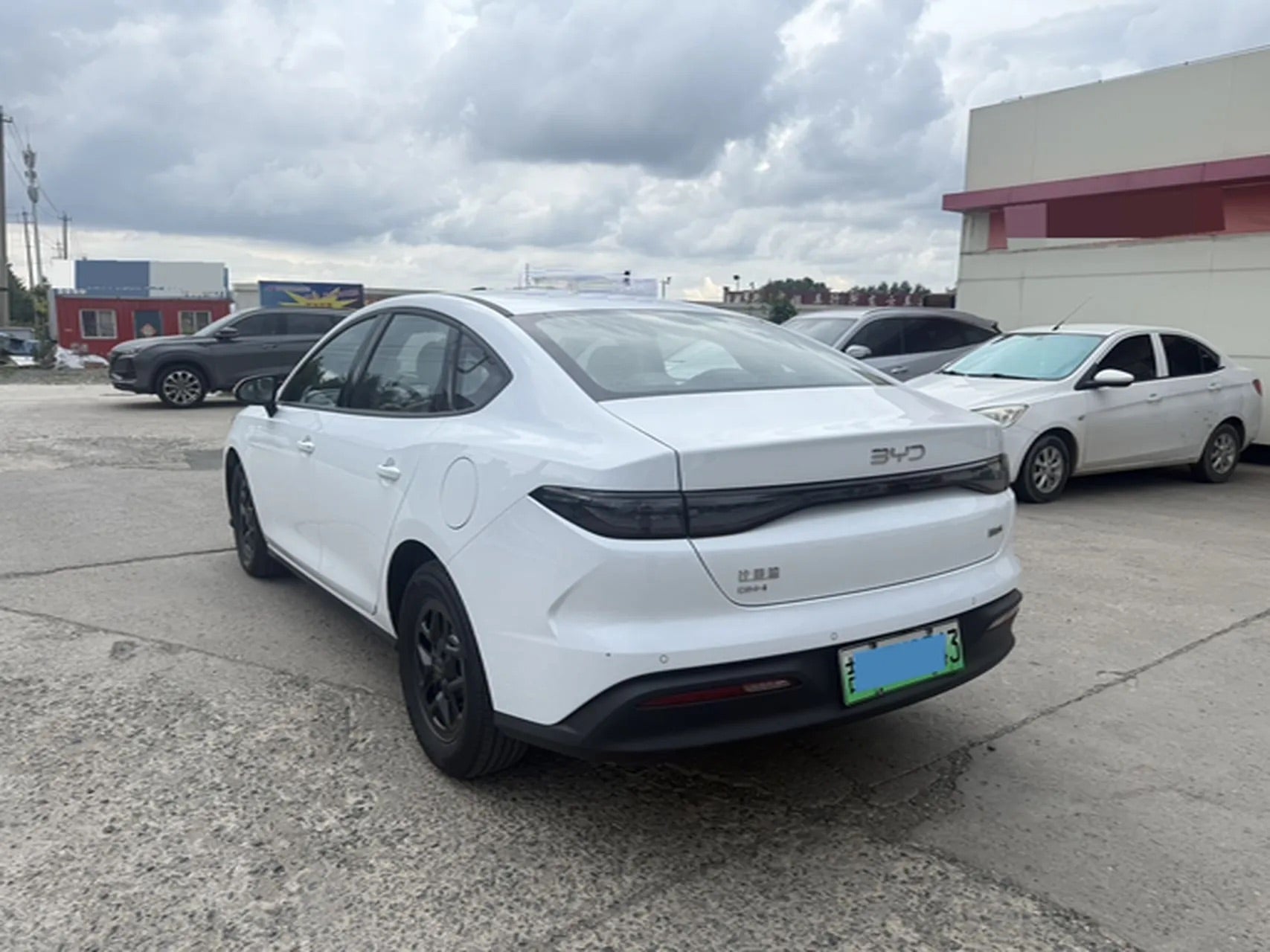 BYD SEAL 05