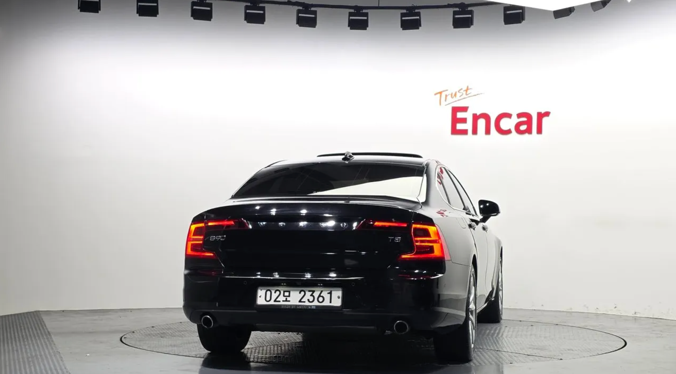 Volvo S90