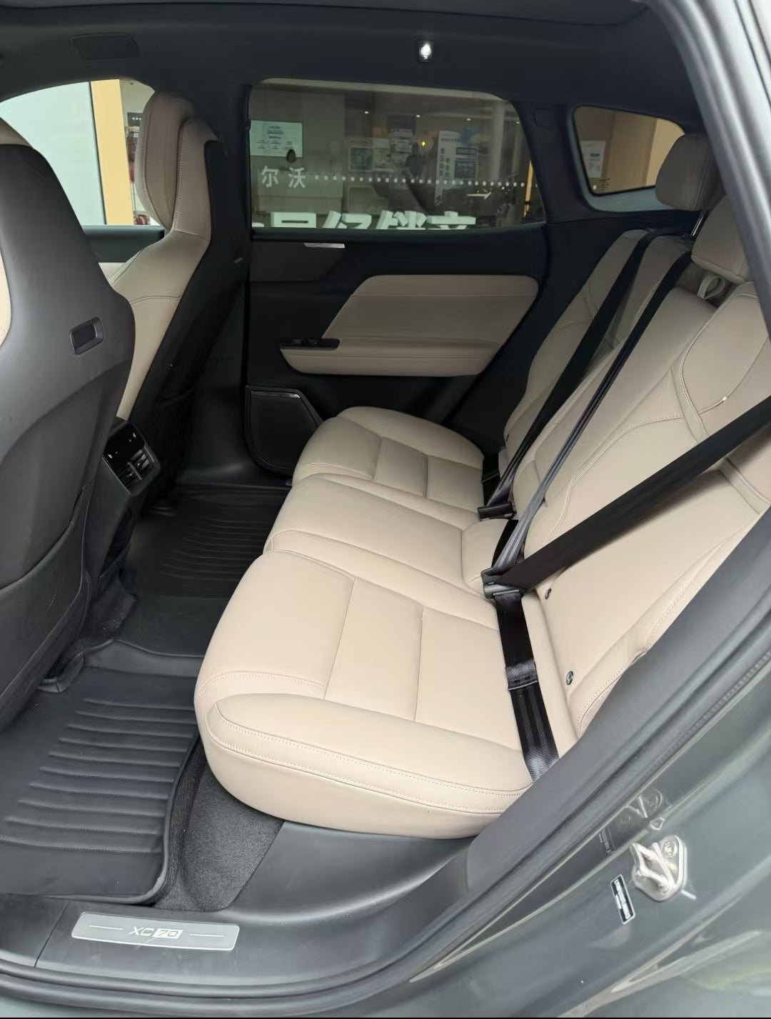 Volvo XC70