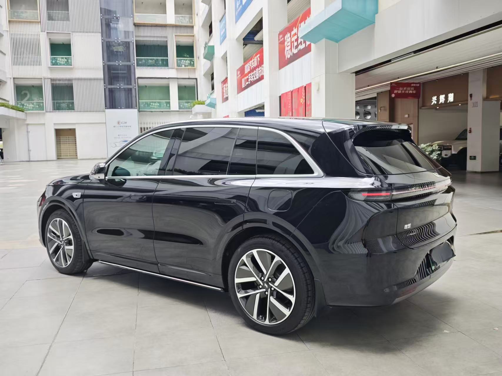 Lixiang L6