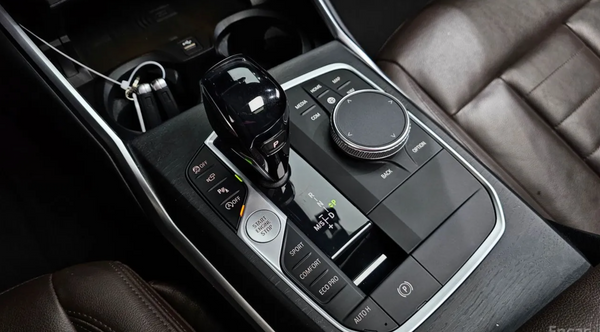 BMW 320i