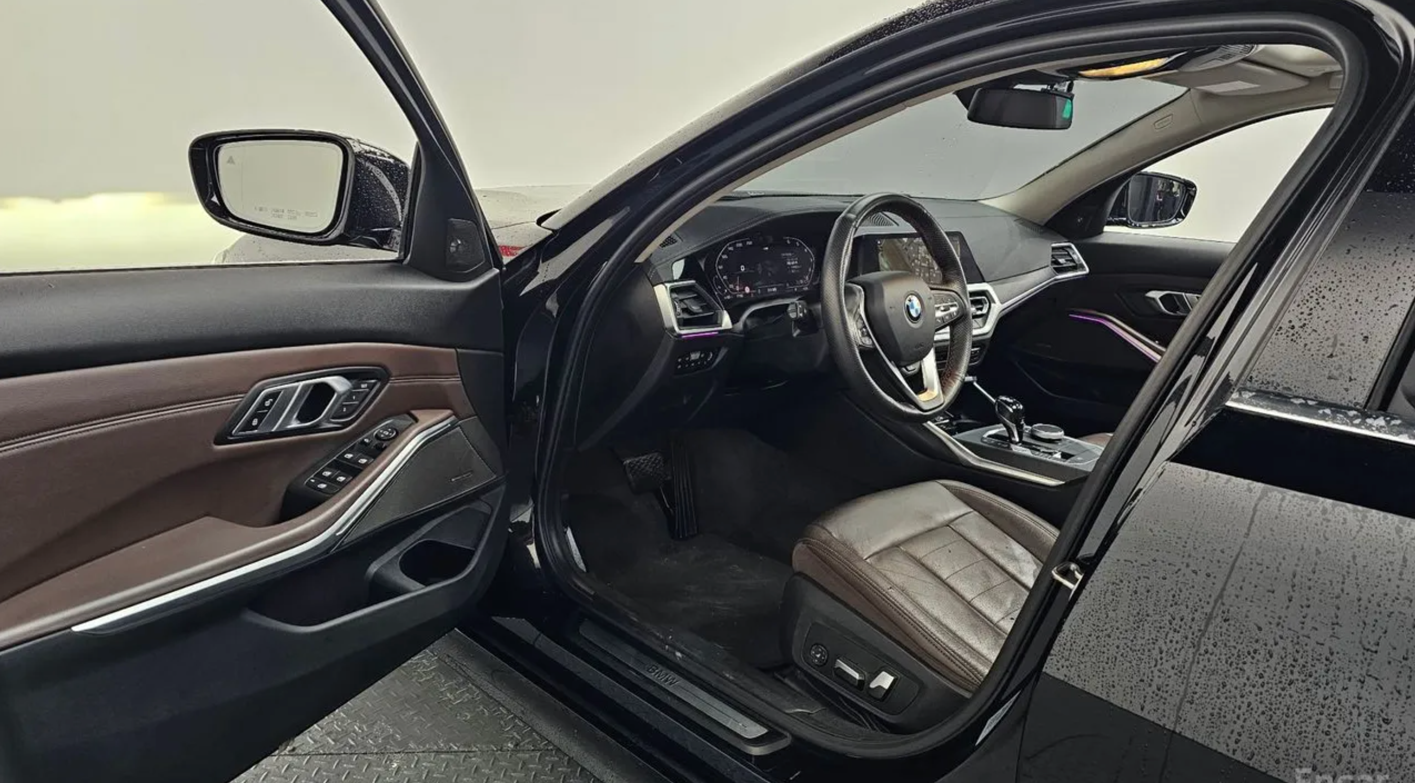 BMW 320i