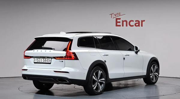 Volvo V60 T5
