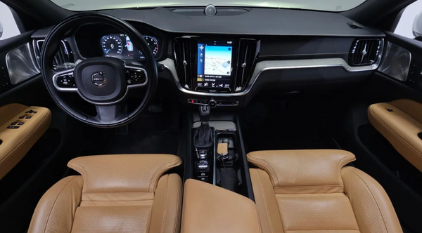 Volvo V60 T5