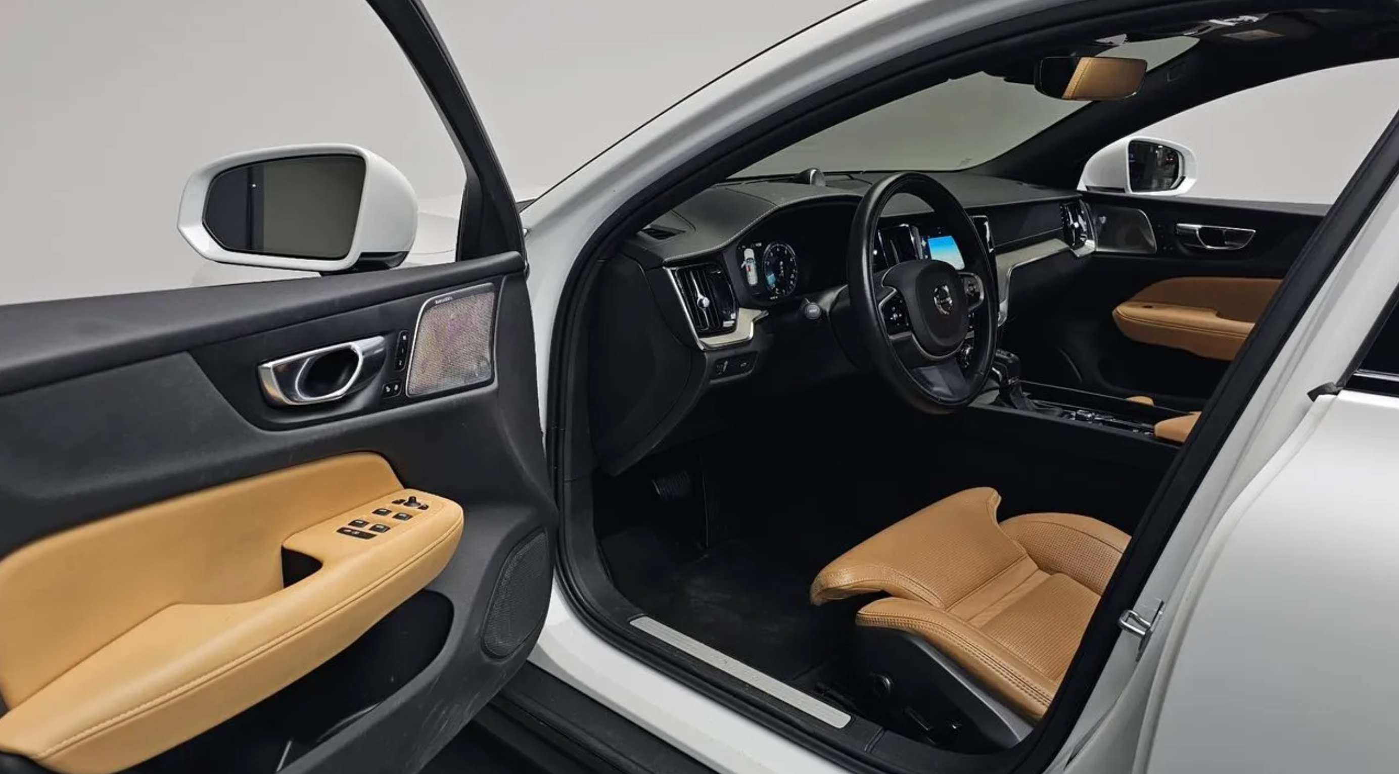 Volvo V60 T5