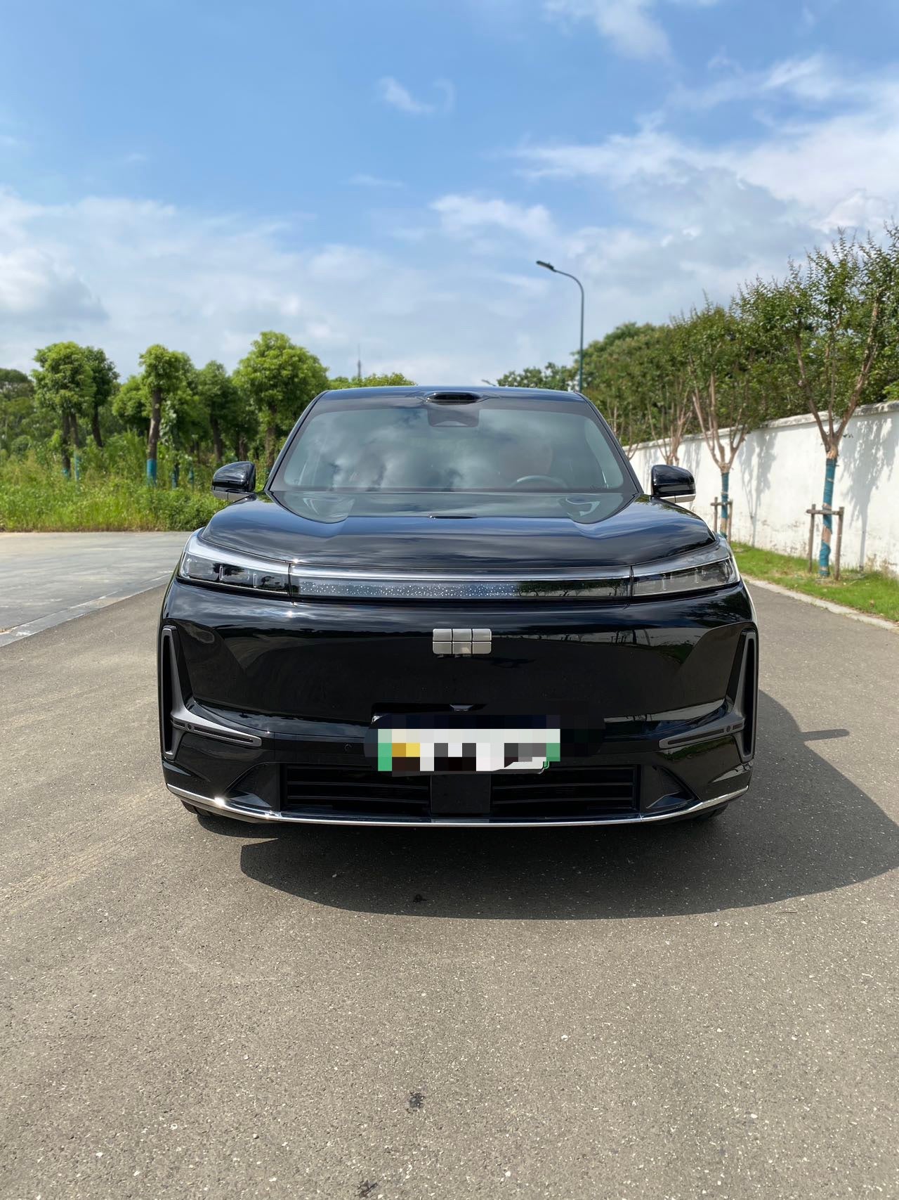 Geely Galaxy M9