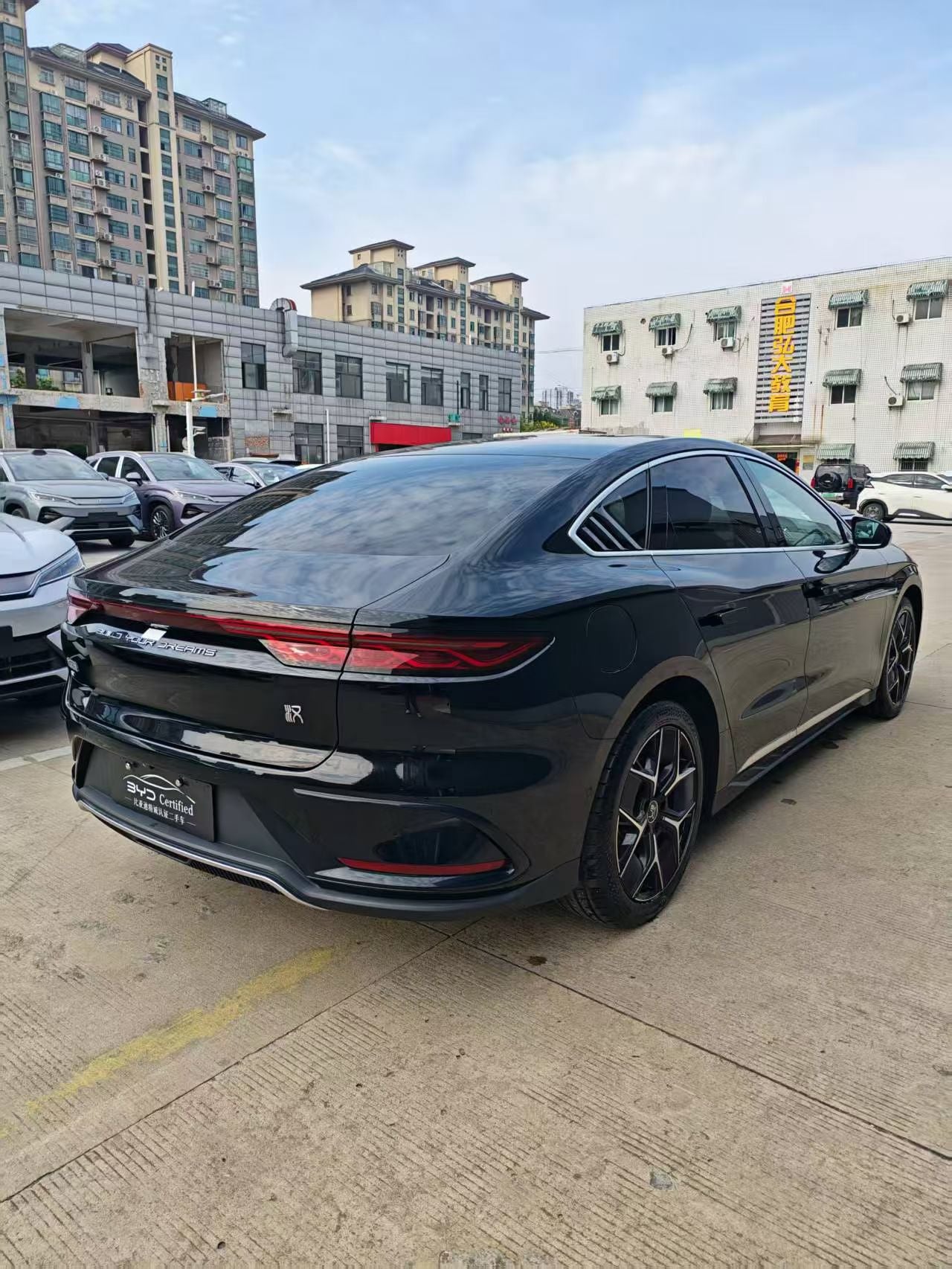 BYD Han