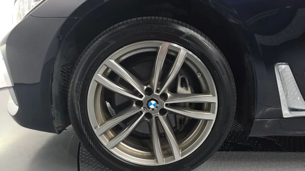 BMW 740Li
