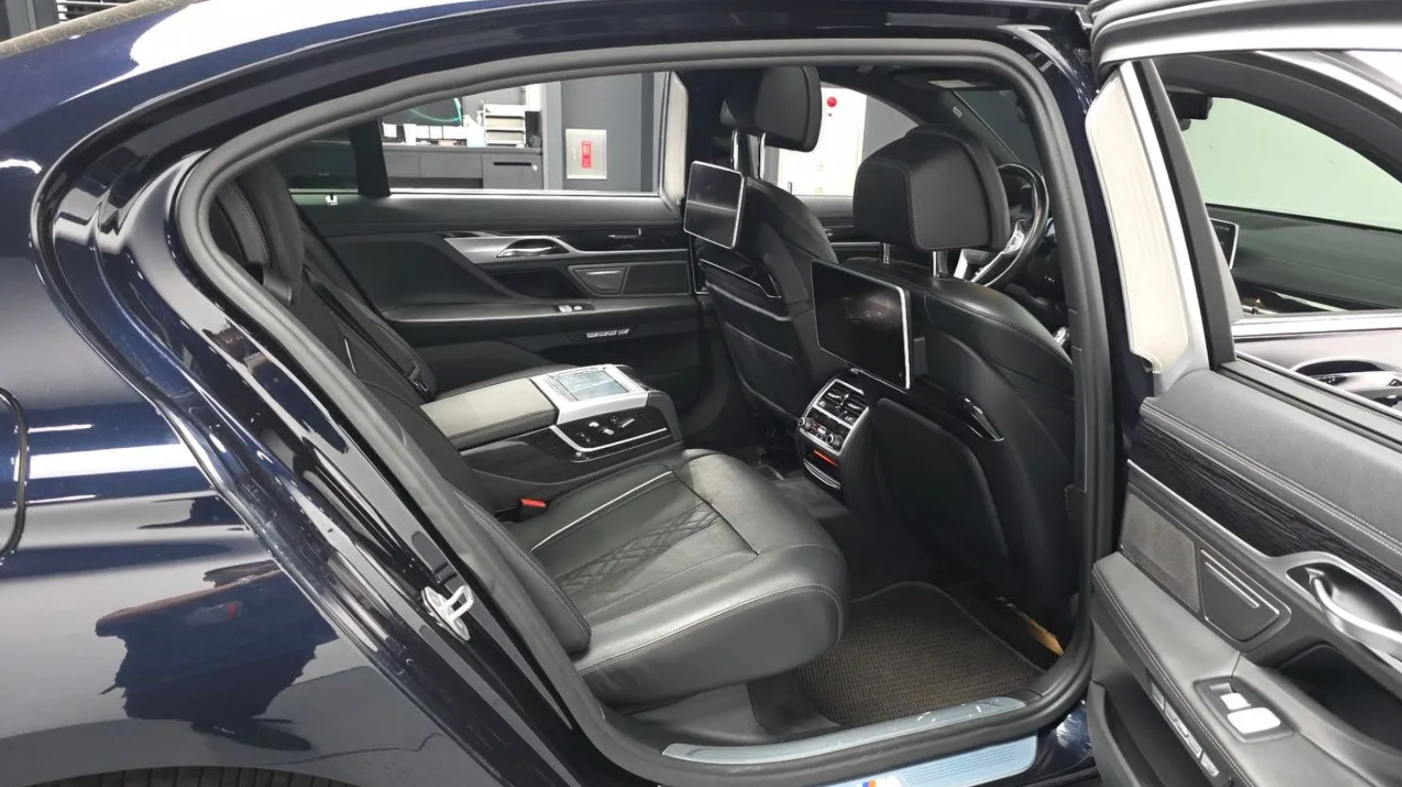 BMW 740Li