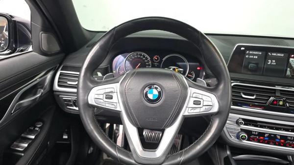 BMW 740Li