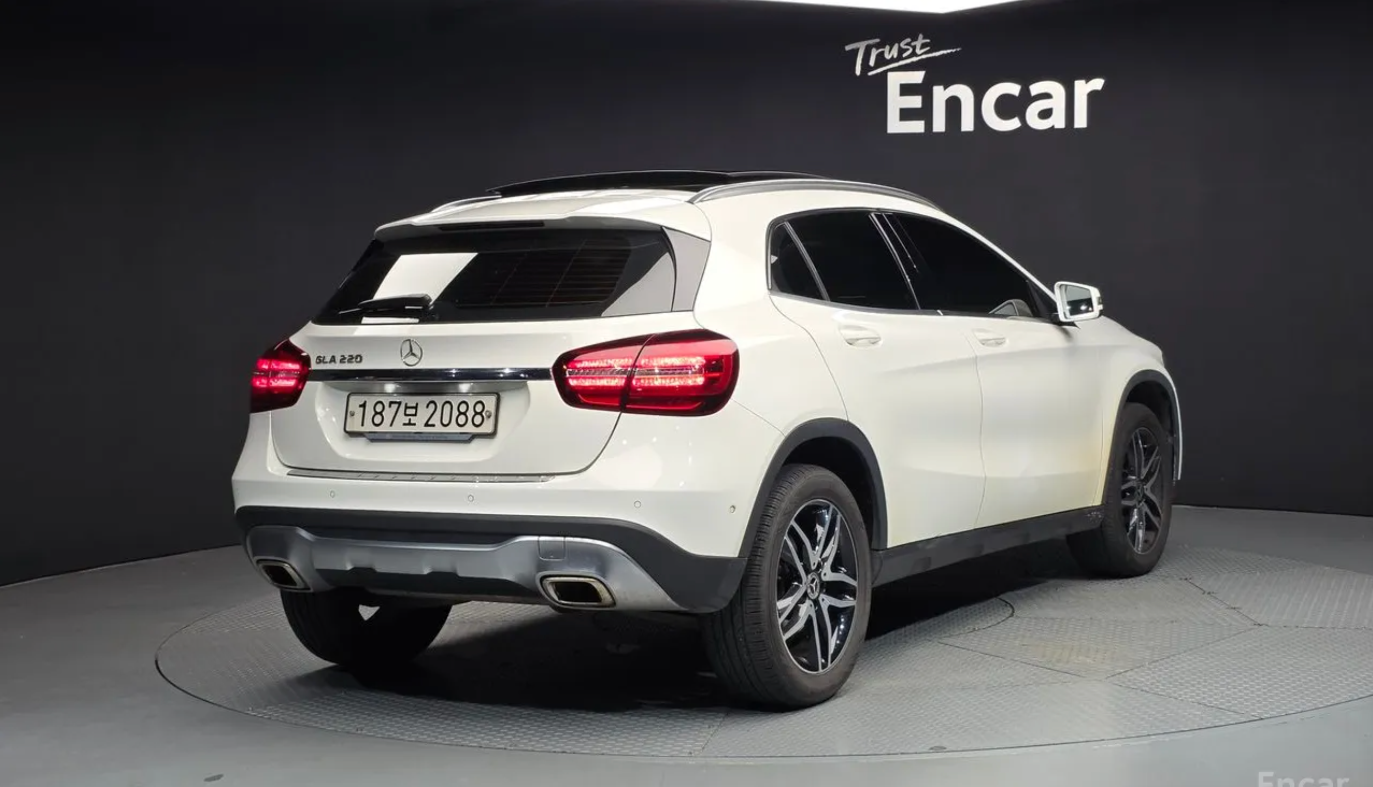 Mercedes GLA