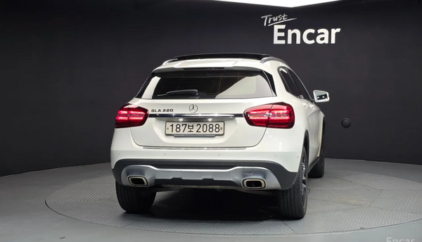 Mercedes GLA