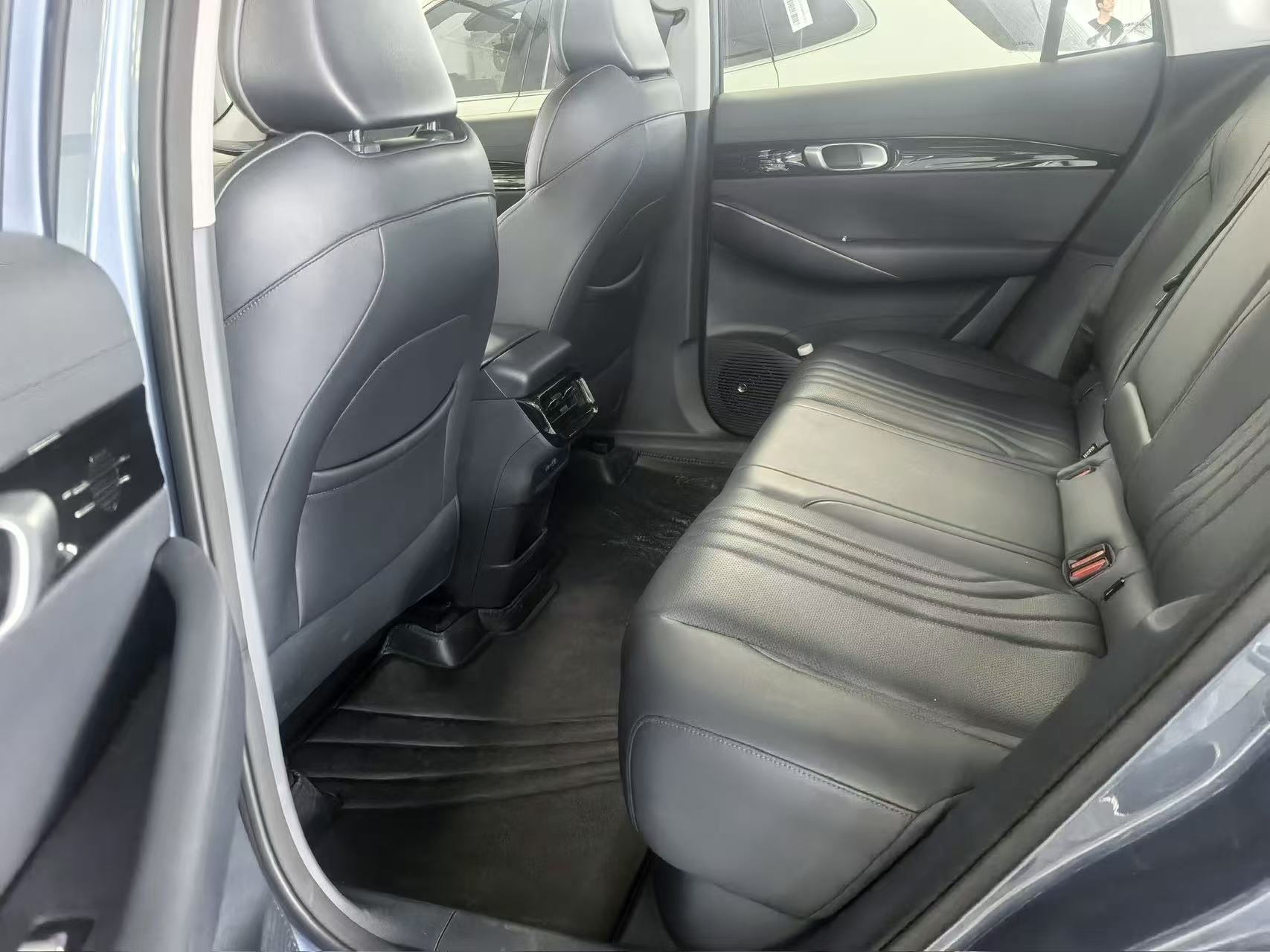 Geely Galaxy E5