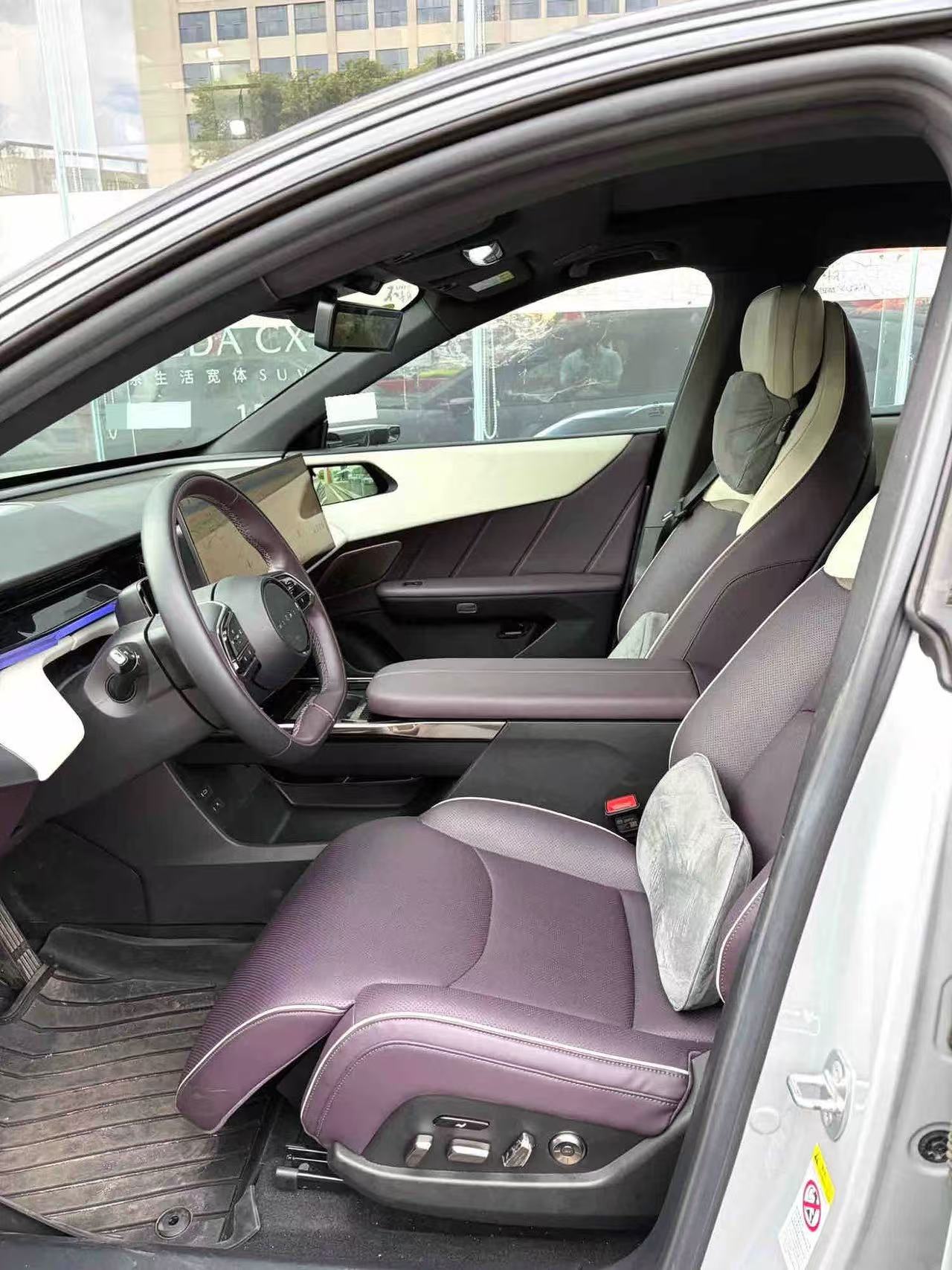 Mazda EZ 60