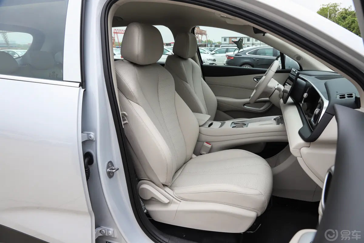 BYD Sealion 05 DM-i