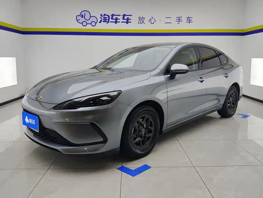 BYD SEAL 05