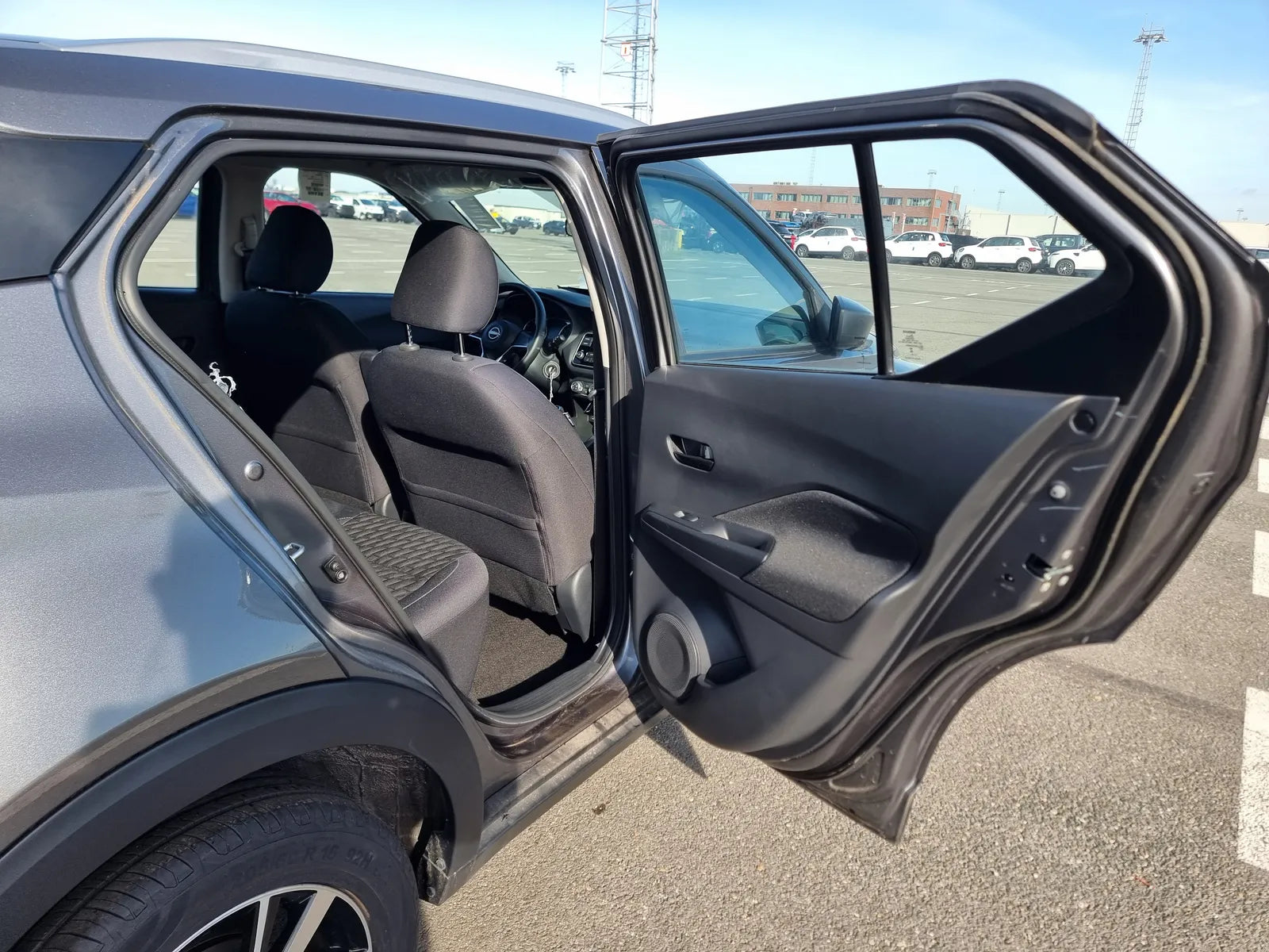 Nissan Kicks Visia