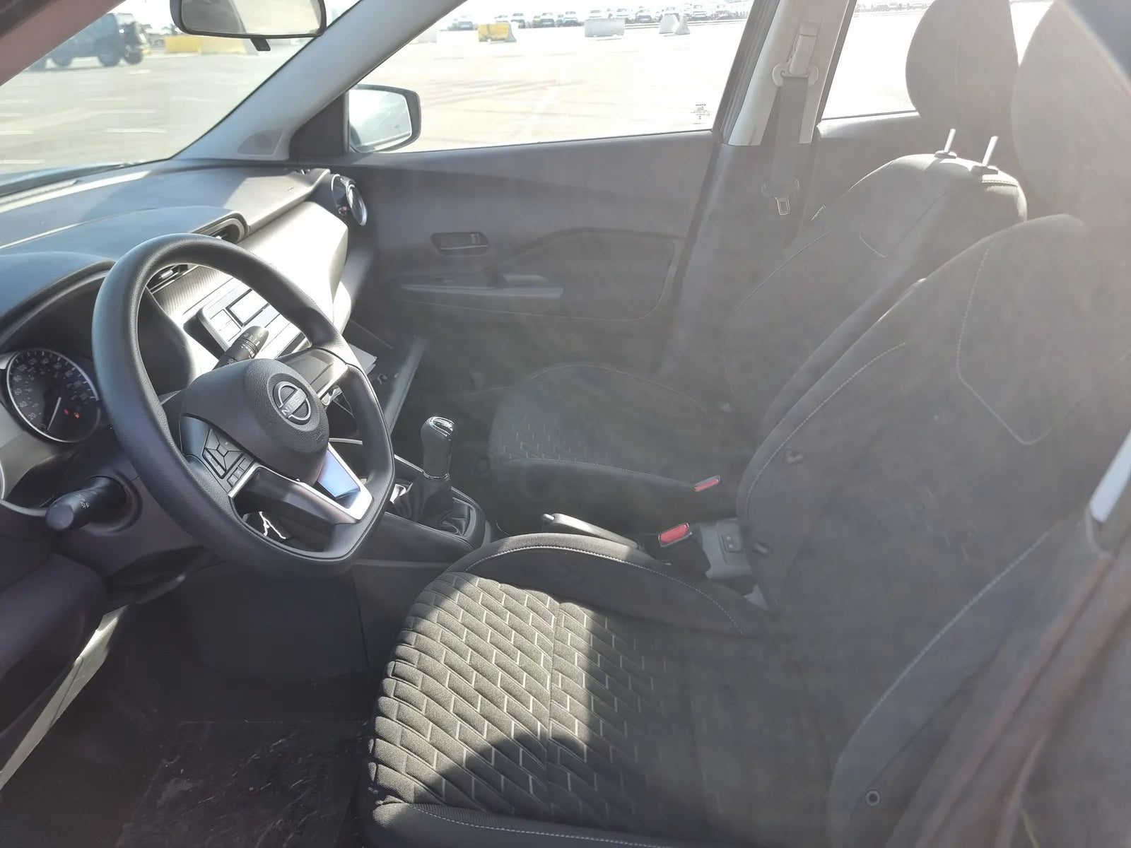 Nissan Kicks Visia
