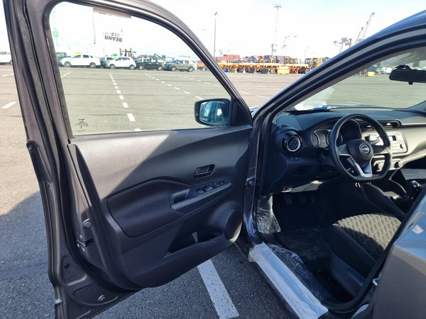 Nissan Kicks Visia
