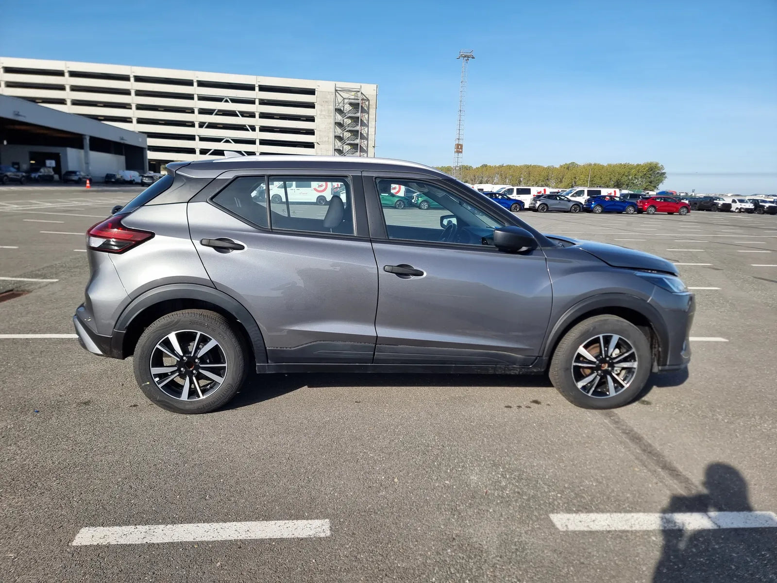 Nissan Kicks Visia