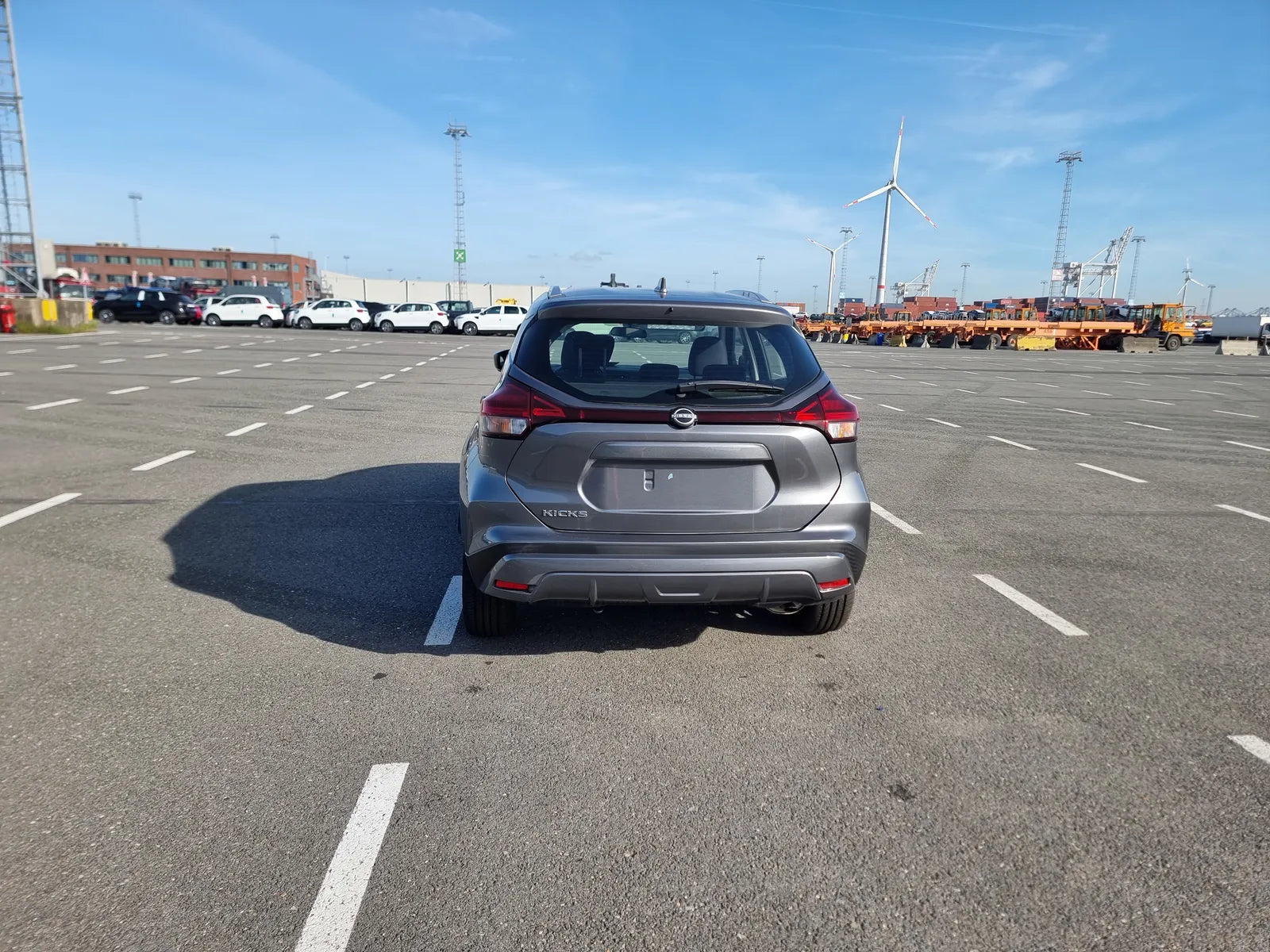 Nissan Kicks Visia