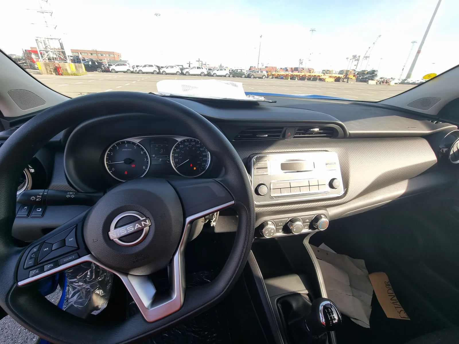 Nissan Kicks Visia