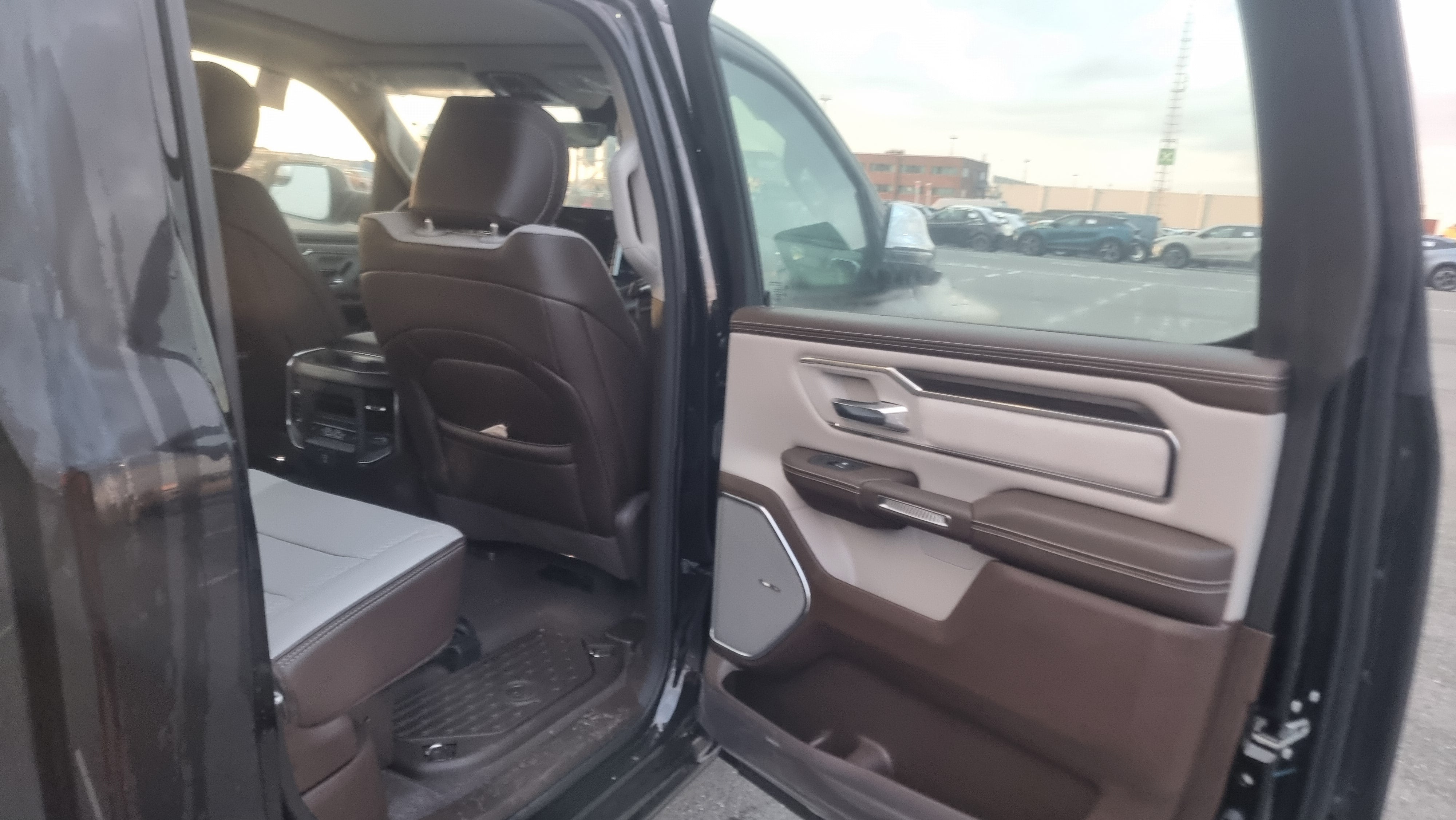 Ram 1500 Crew Cab Laramie